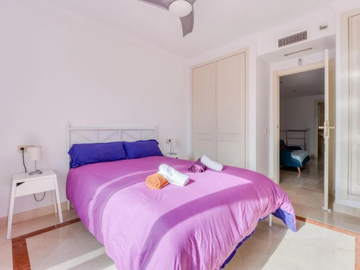 Peaceful Holiday Home In Sitio De Calahonda With Garden Mijas