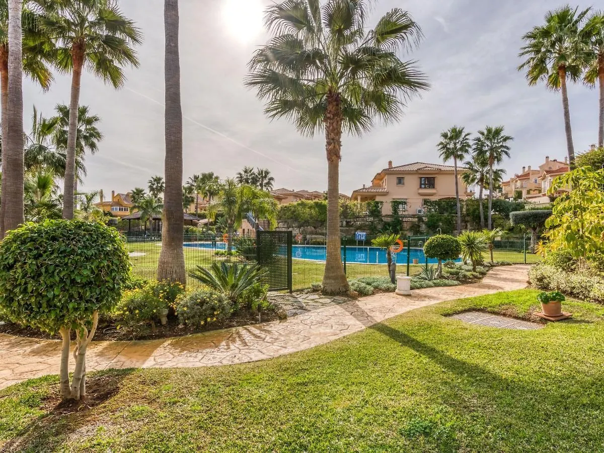 Peaceful Holiday Home In Sitio De Calahonda With Garden Mijas 0*,