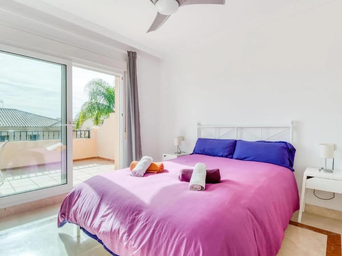 Peaceful Holiday Home In Sitio De Calahonda With Garden Mijas