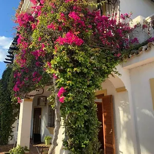 Alojamento de Acomodação e Pequeno-almoço Casa Hermosa, Mijas